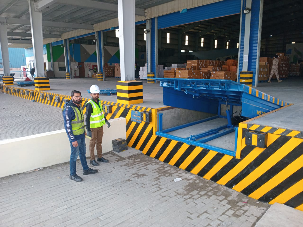 fdock leveler tested at gery's danata